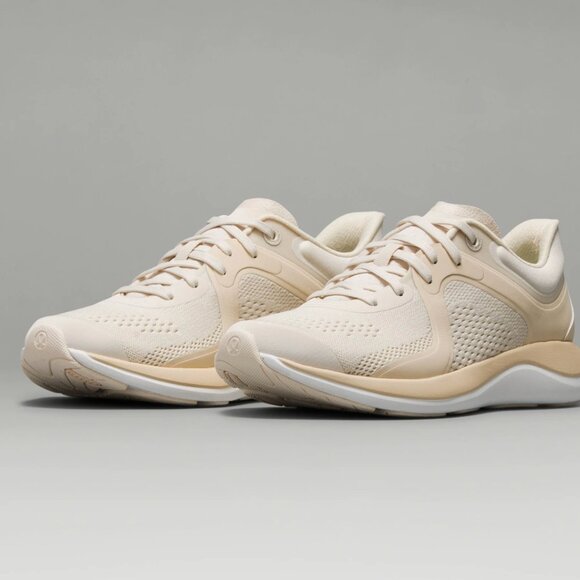 lululemon chargefeel Low Workout Shoe - Picture 1 of 12